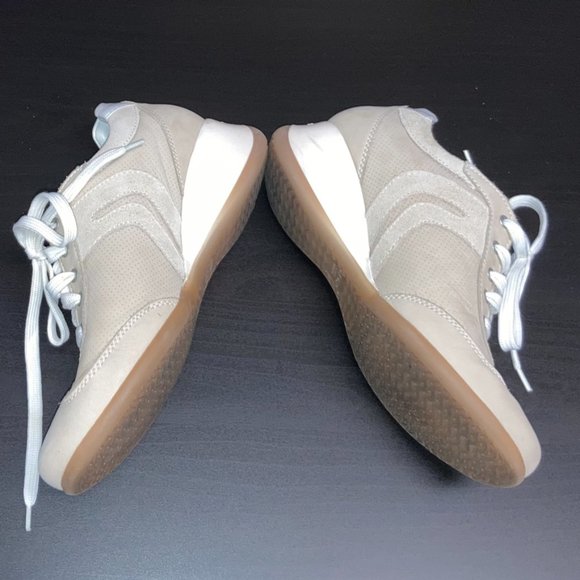 Geox Respira Suede Beige Sneakers Size 36 - Picture 6 of 11